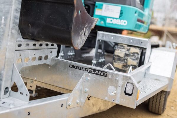 Brian James Digger Plant Machinetransporter